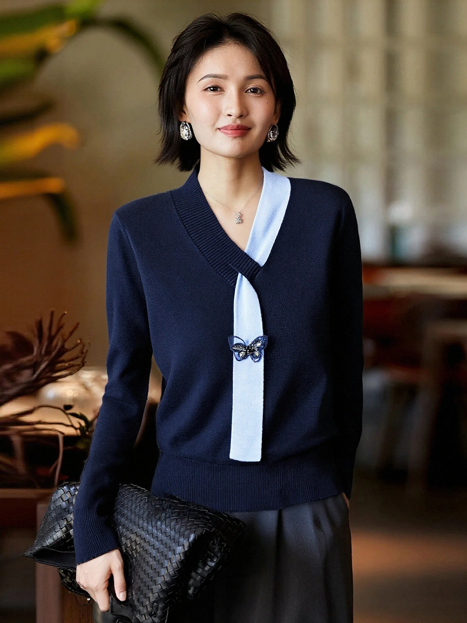 

Ele V-Ne Decorated Knitted Sweater Women's Long Sve Warmth Faionable 3D Design Spring Autumn N...