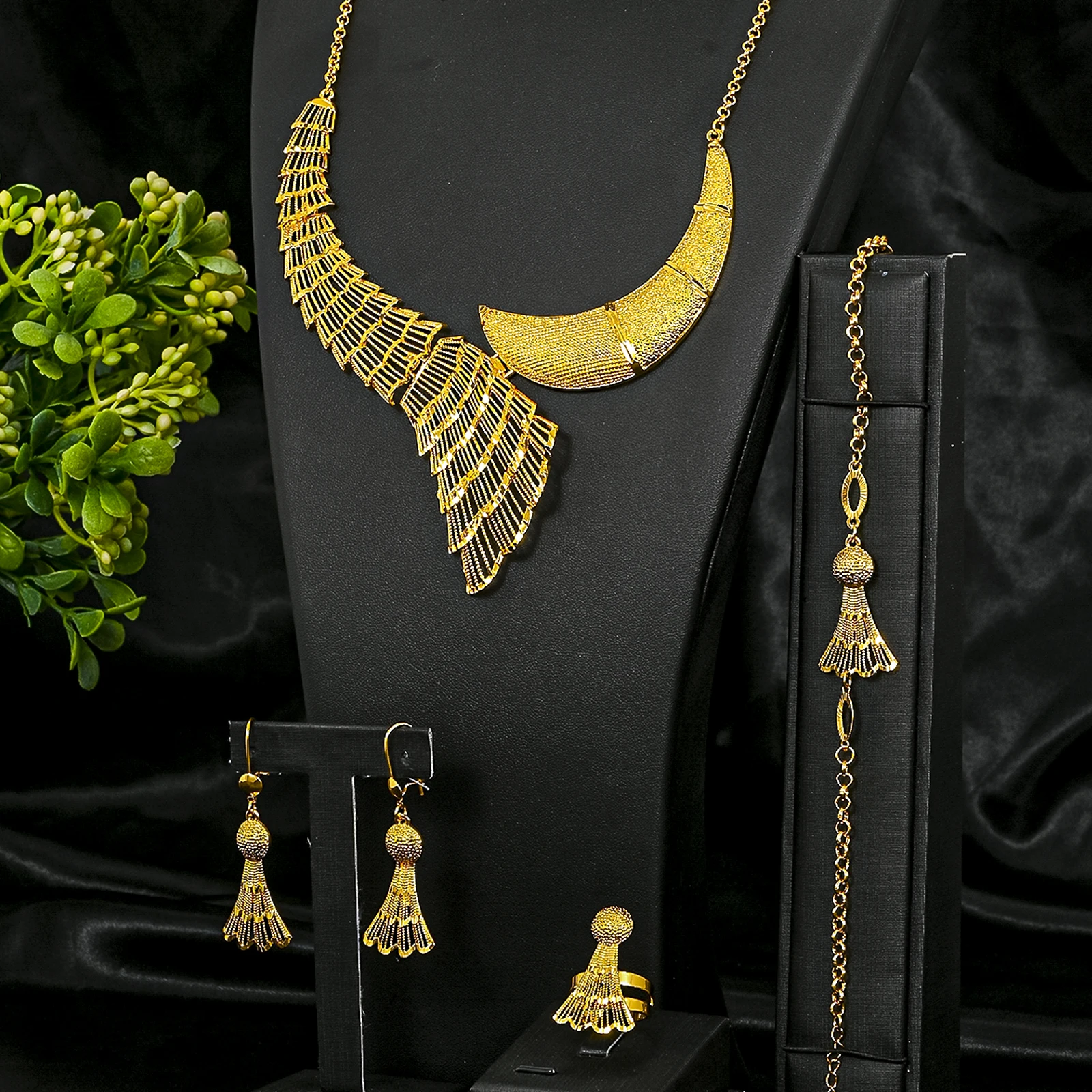 Moroccan Jewelry Fashion Long Luxury Woman Long Necklace Hanging Woman Earring Earrings for Women 2024 Hollow Out Style