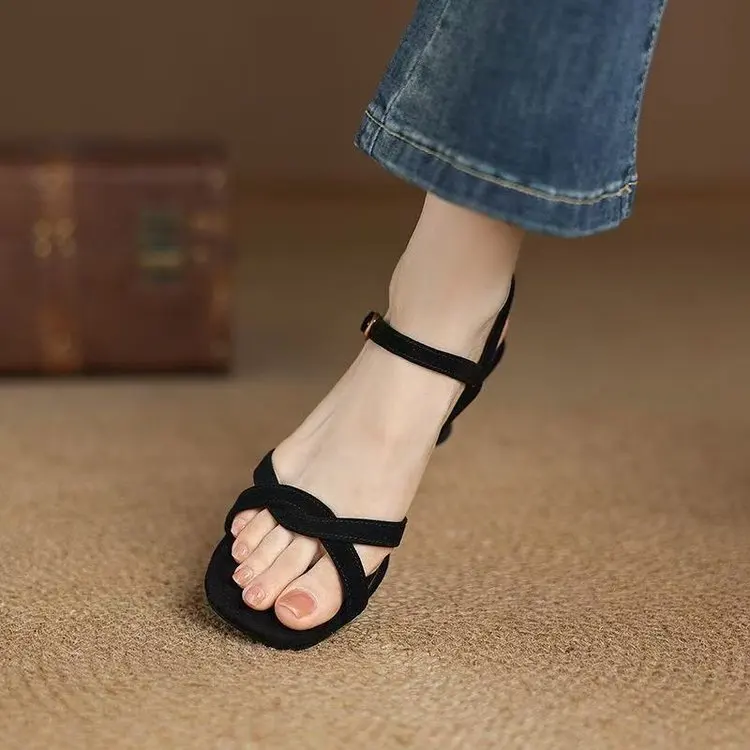 2026 Hochwertige Kaffeebraune Schmalbandige Slim-Fit Sandalen, Große Größen Sommerliche Modische Offene Zehen High Heels – Detail 2