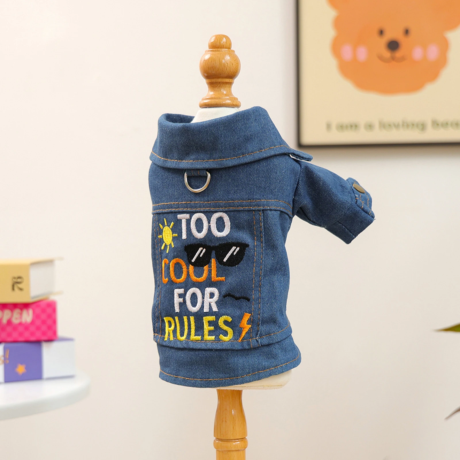 سترة جينز مطرزة بحروف الشمس للكلاب الصغيرة والمتوسطة والبنات والأولاد