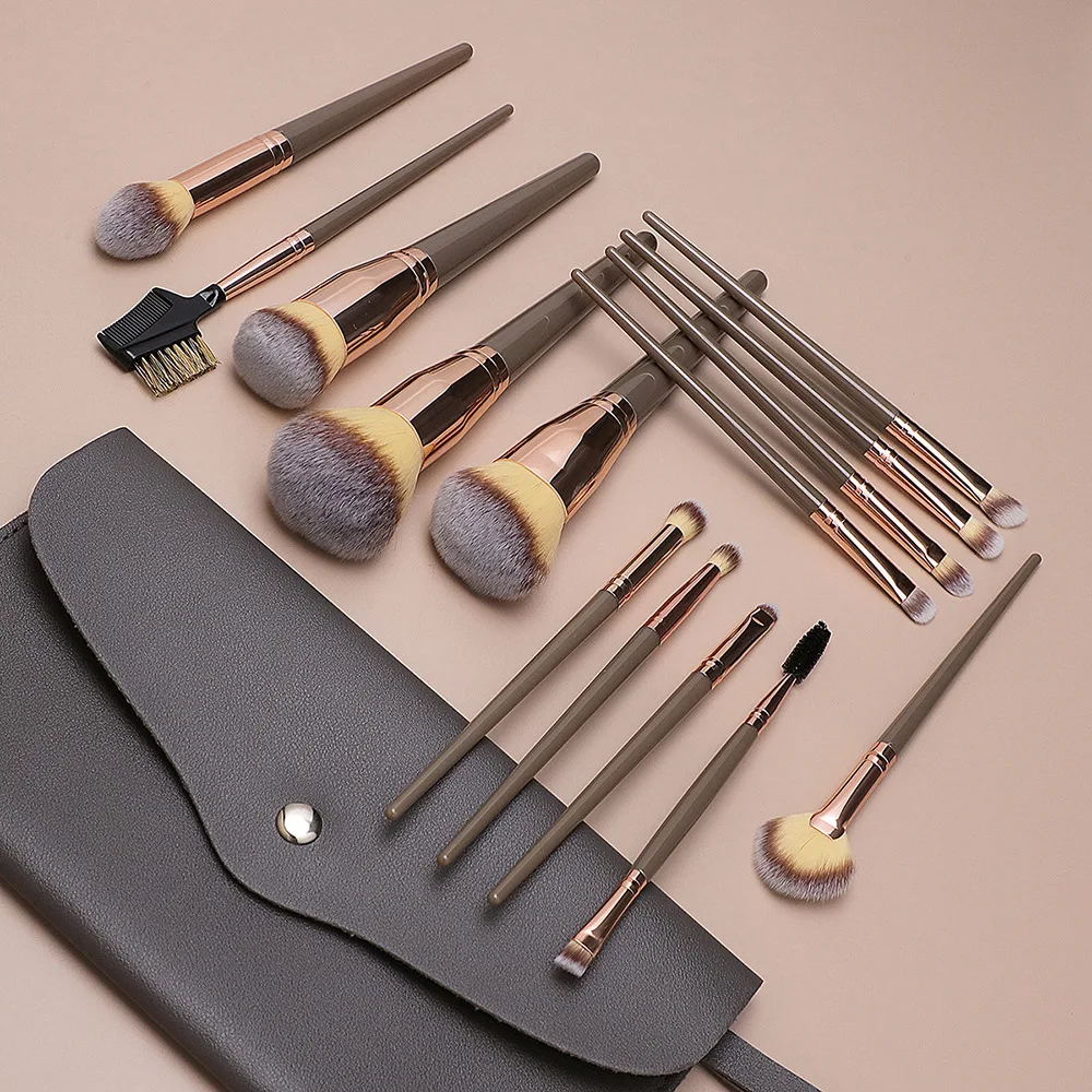 15 Zestaw pędzli do makijażu w kolorze szampańskiego złota, super miękki, gigantyczny zestaw pędzli do makijażu z darmową torbą