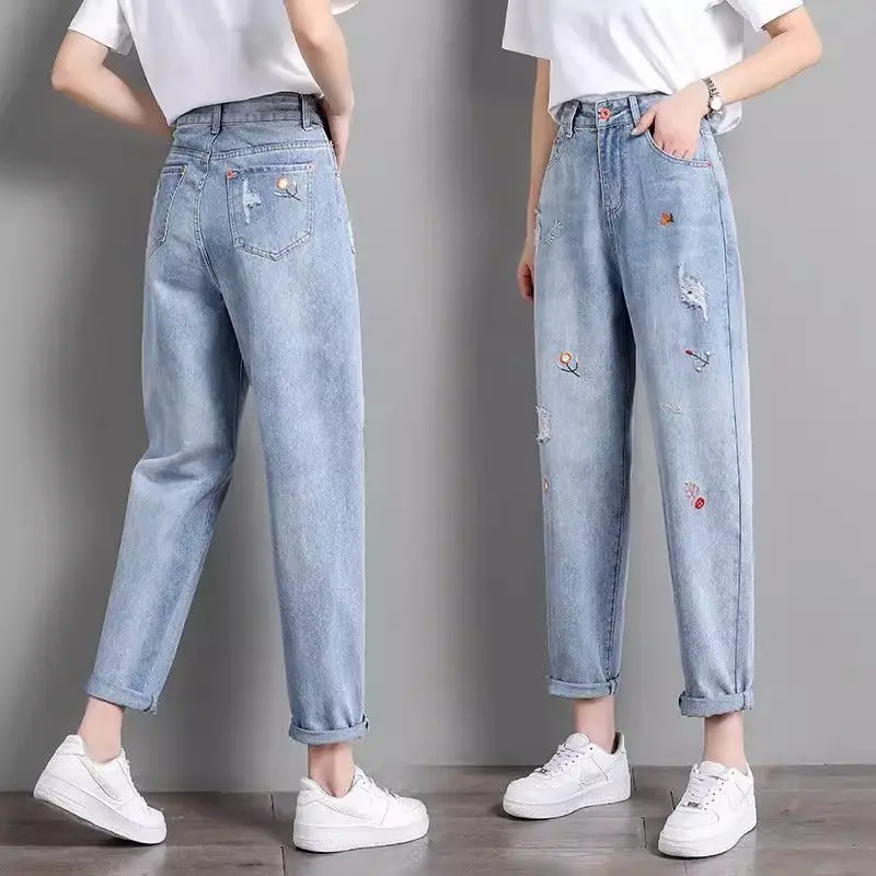 

Summer Lightweight Vintage High Waist Ripped Embroidered Jeans Women, Harem Dad Fit 9-Point Length, Versatile Slimming Casual