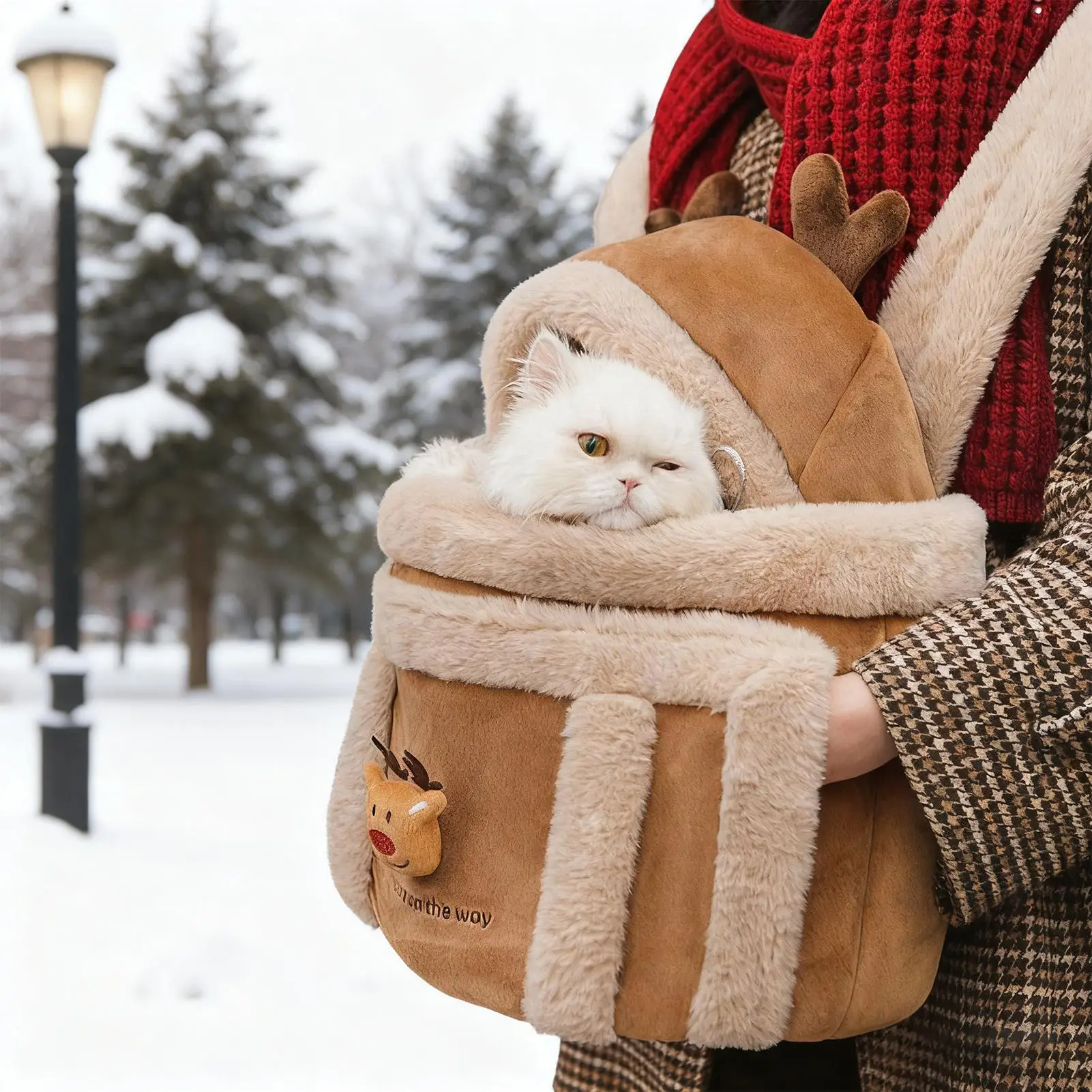 

Elk Shape Dog Carrier Bag Winter Warm Puppy Backpack Pet Outgoing Bag for Small Dogs Cats Travel Hiking Airplane Indoor Outdoor