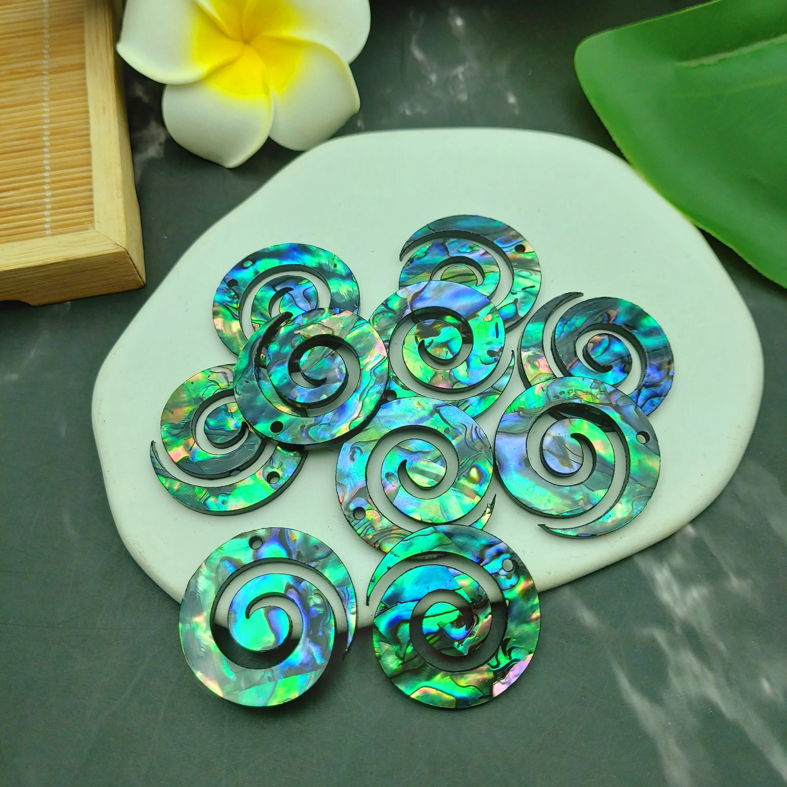 4 قطعة 1.18 "أذن البحر شل الخرز المسطح سحر هاواي بولينيزيا القبلية تصميم قلادة للمجوهرات DIY بها بنفسك #3