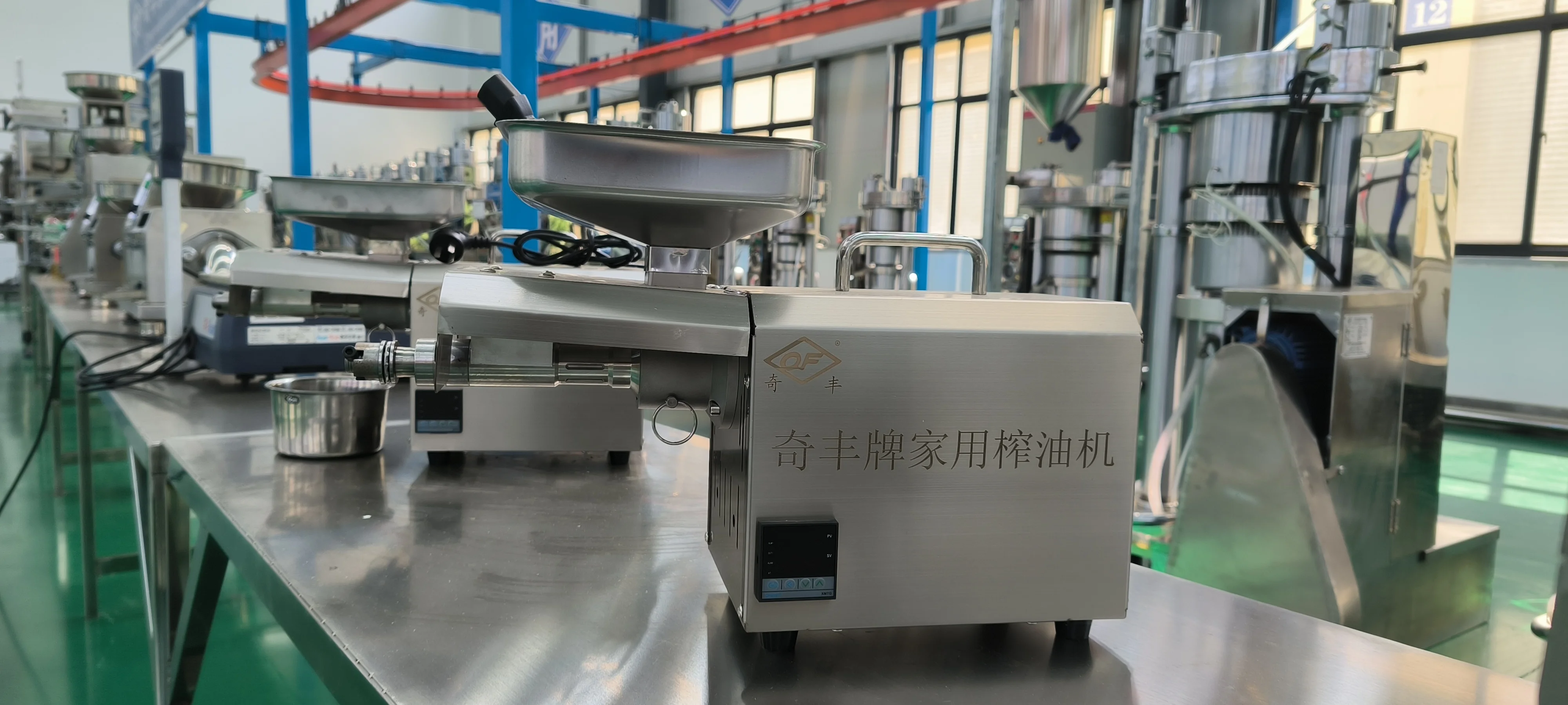 Good quality mini oil extractor machine cold press machine of sesame peanut sunflower oil machine