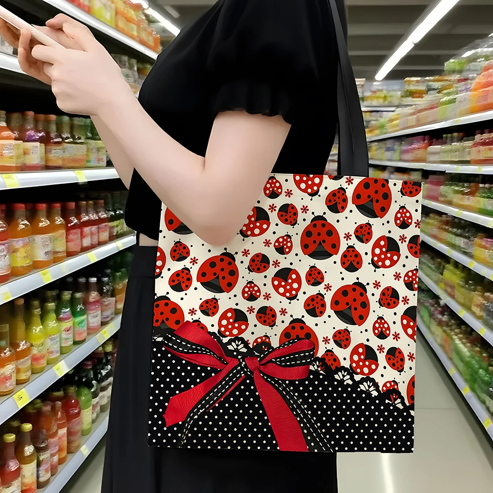 

1pc Ladybug Polka Dot Canvas Tote Bag – Cute Red & Black Ladybird Print with Bow Detail, Eco-Friendly Shoulder Bag, Lightweight