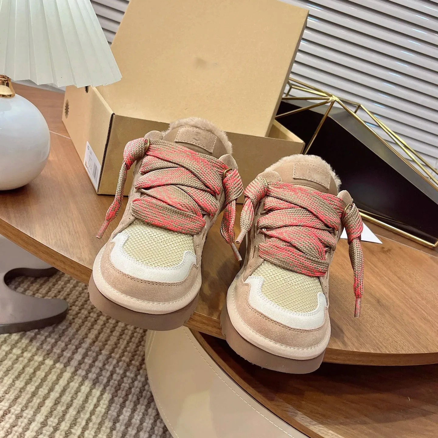 حذاء نسائي قصير من الجلد، كاجوال، مريح، دافئ، عصري، عالي، متين، ناعم