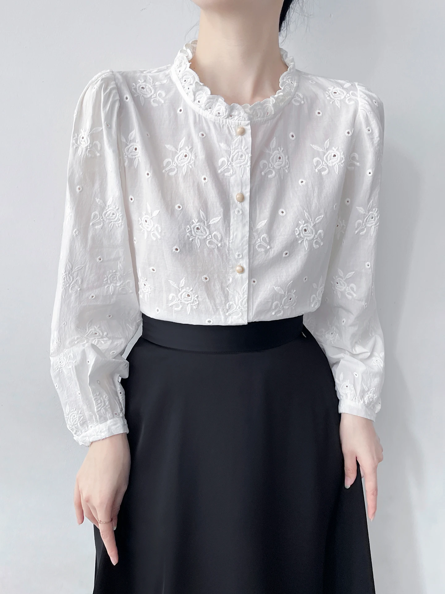 

White Embroidered Lace Hollow out Bubble Sleeve Shirt Korean Style Sweet Personality Flower Collar Loose Fit Long Sleeve...