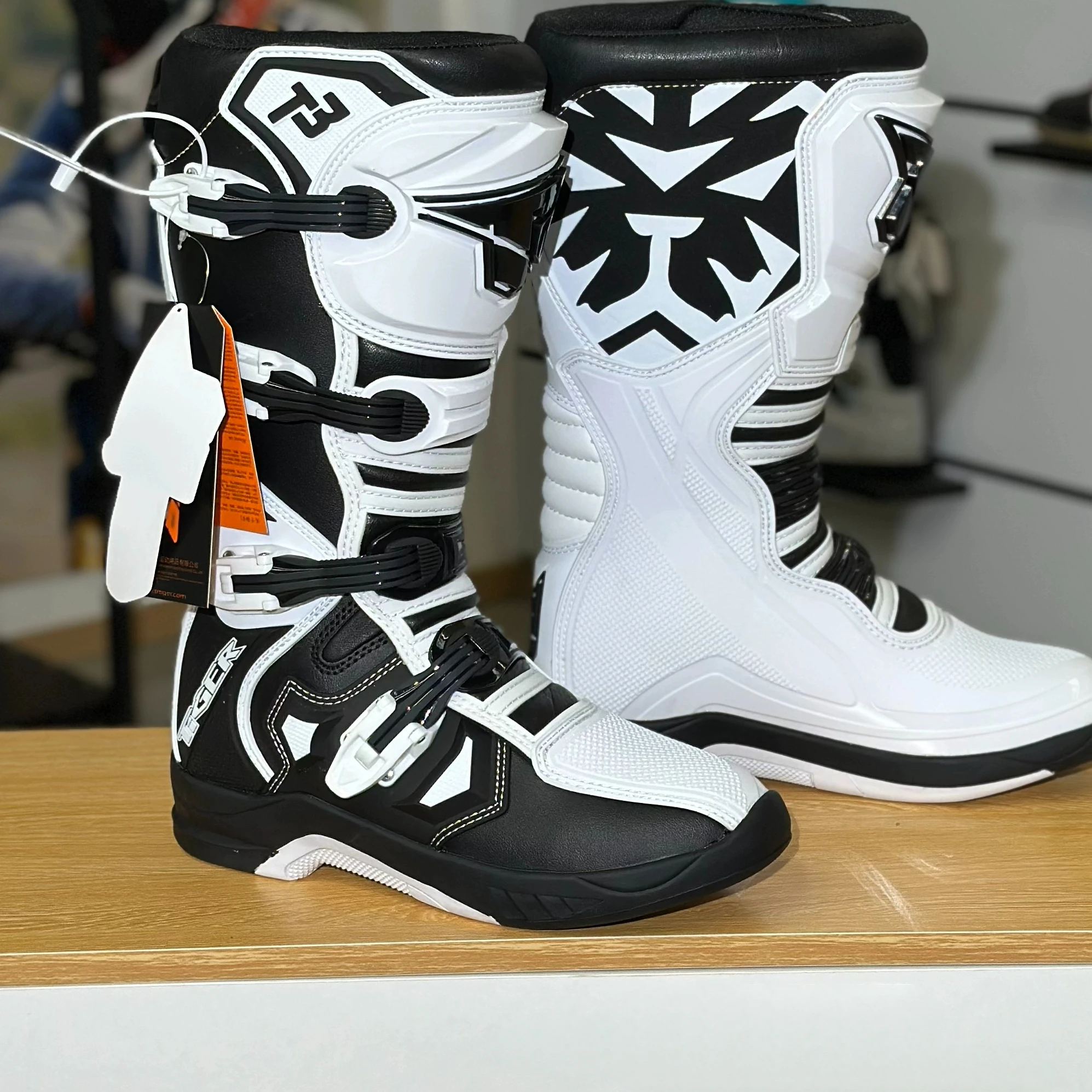 

TR Tiger Off-Road Boots Motorcycle Riding Shoes Boots Men's Wrestling Forest Road Rider Equipment Rally Boots Racing Shoes