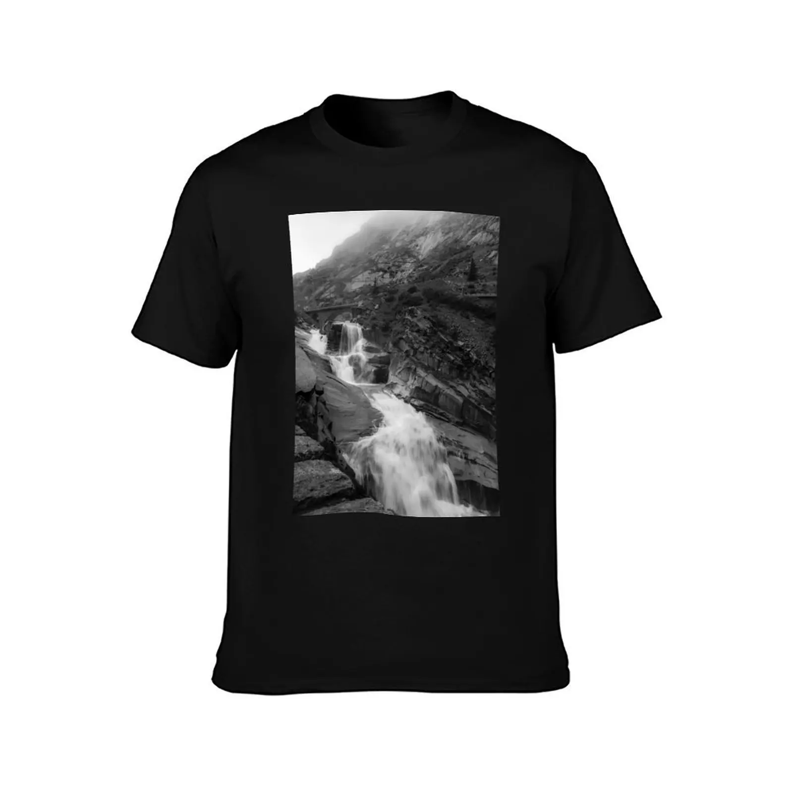 Sch?llenen Gorge، سويسرا تي شيرت رجل تي شيرت عالية الجودة الفاخرة العلامة التجارية تي شيرت للرجل حزمة القطن تي شيرت #2