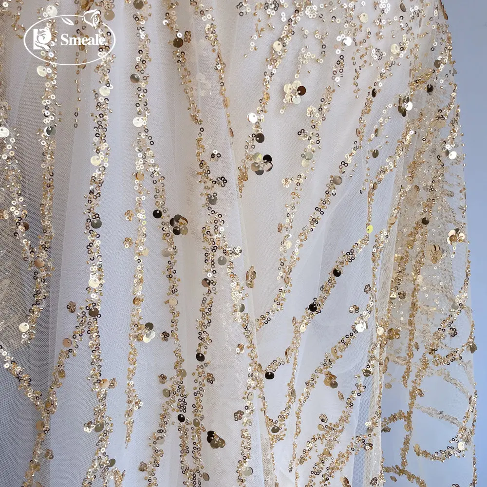 Luxuriöses Hochzeitskleid mit Perlen und Paillettenstreifen, fortschrittlicher, maßgeschneiderter Nähstoff, Goldrot, RS4186 – Detail 5