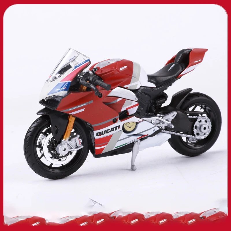 Maisto 1:18 Proportion Motorcycle 696 big devil v4 with base Diecast Model Hot style Alloy Car Model Toy Car Child Gift