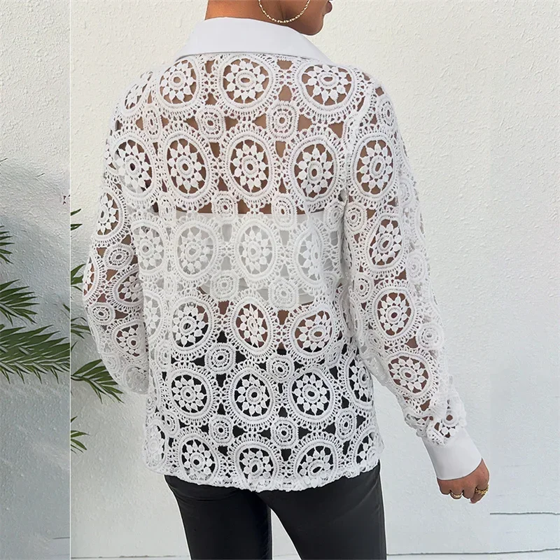 الربيع الصيف الجوف خارج زهرة الدانتيل لصق قميص المرأة بلون واحدة الصدر سترة بلوزة الإناث أنيقة ركاب القمم