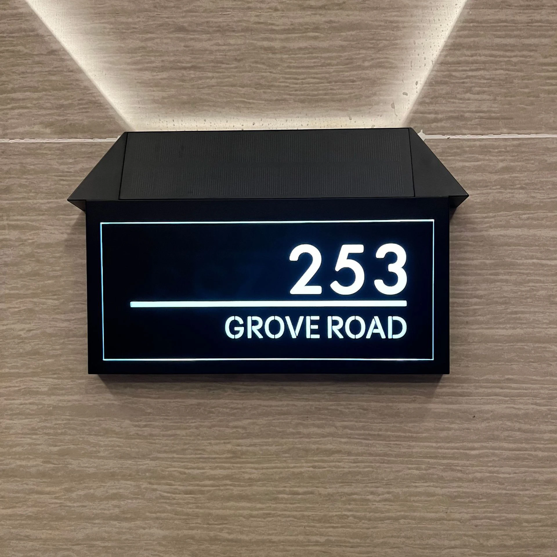 

Modern Residential Address Sign Solar House Sign Changeable Light High brightness Outdoor House Number Street Name Door Plates