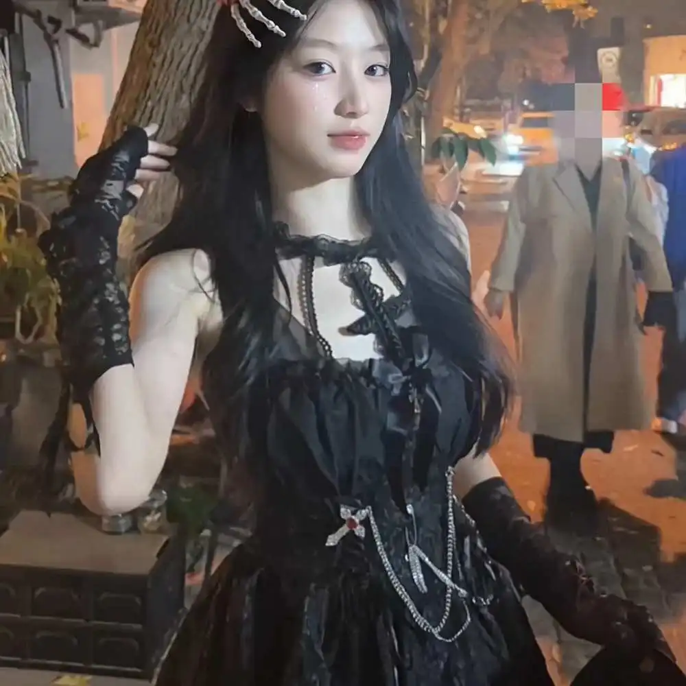 Y2K Fermaglio per capelli con catena a croce in cristallo punk per donna Uomo Camicia gotica Spilla Accessorio per abbigliamento Gioielli Regalo per feste