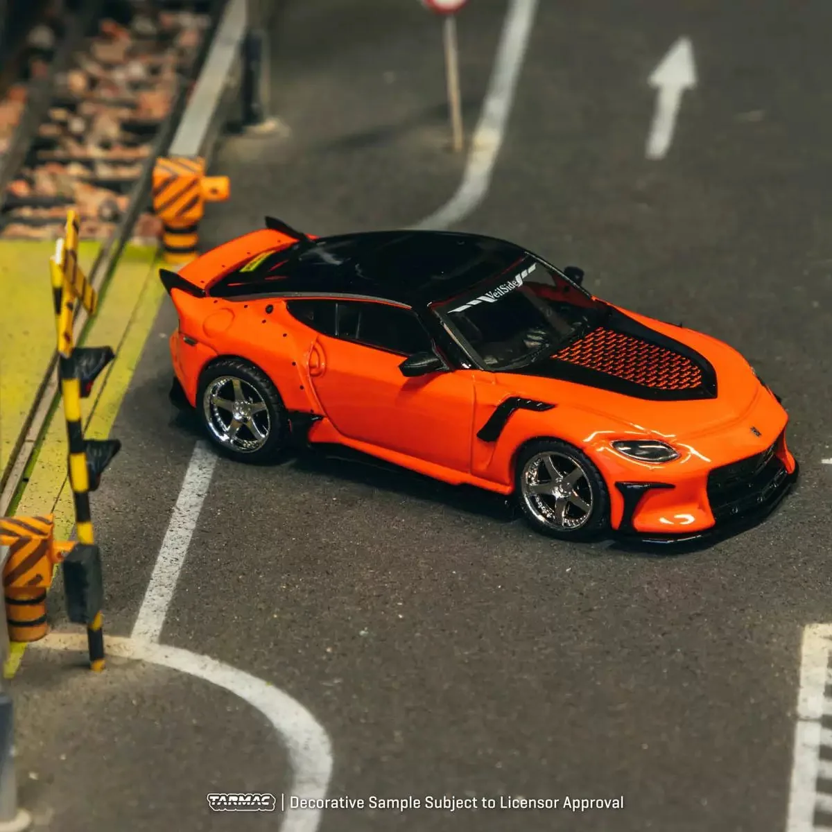 TW In Stock 1:64 Nissan VeilSide FFZ400 Fairlady Z Orange Diecast Car Model Collection Toys Tarmac Works