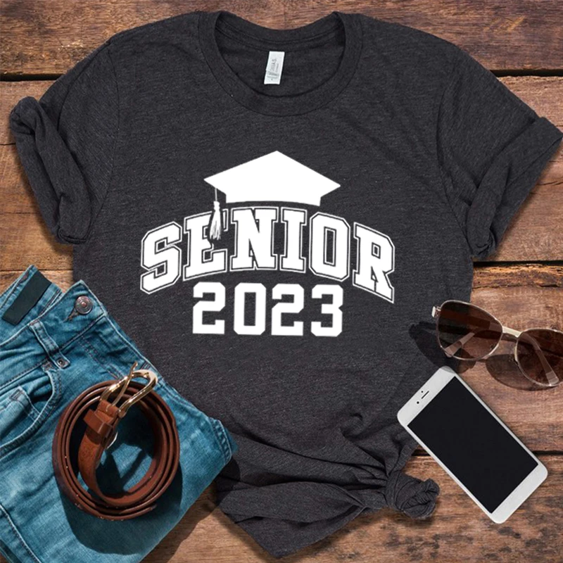 Senior 2023 T Shirts Vintage Graduation T Shirt Women Class of 2023 Shirts for Student Casual Aesthetic Clothes L