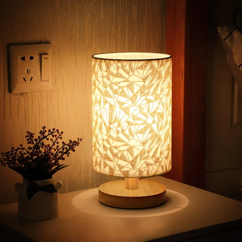 Linen Table Lamp USB Powered Modern Nordic Table Lamp Night Light Bedside Lamp For Bedroom Living Room Decoration