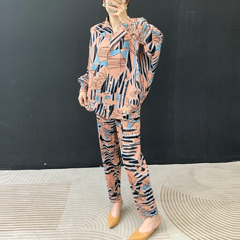 2026 Autumn and Winter New Loose Pleated Women's Lapel Shirt + Casual Pants Two-piece Set, Thick Material Set
