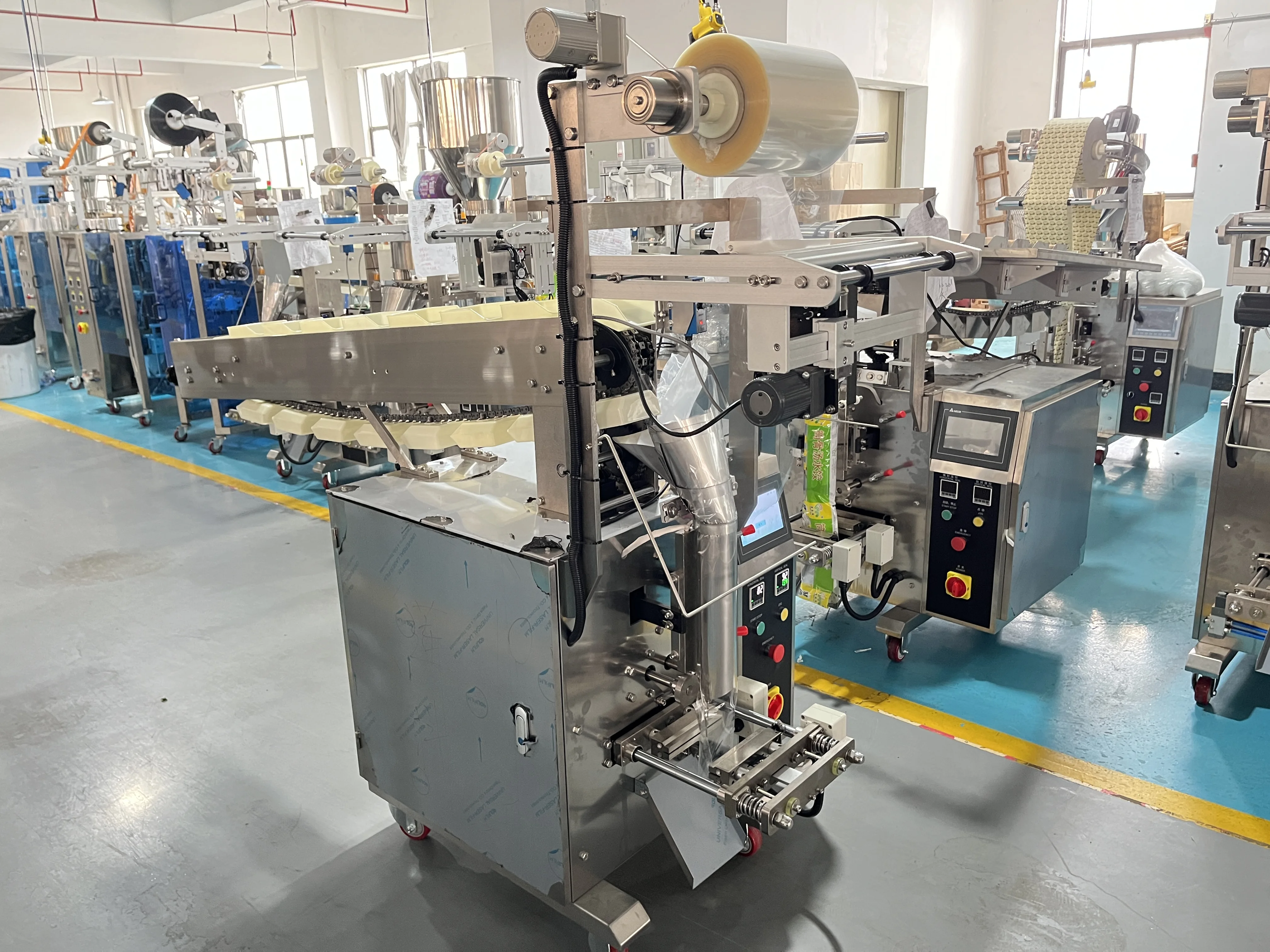 FOODLINE Low MOP Small Batch Packaging Machine Independent Film Speed Control Single Head Mini Packing Unit