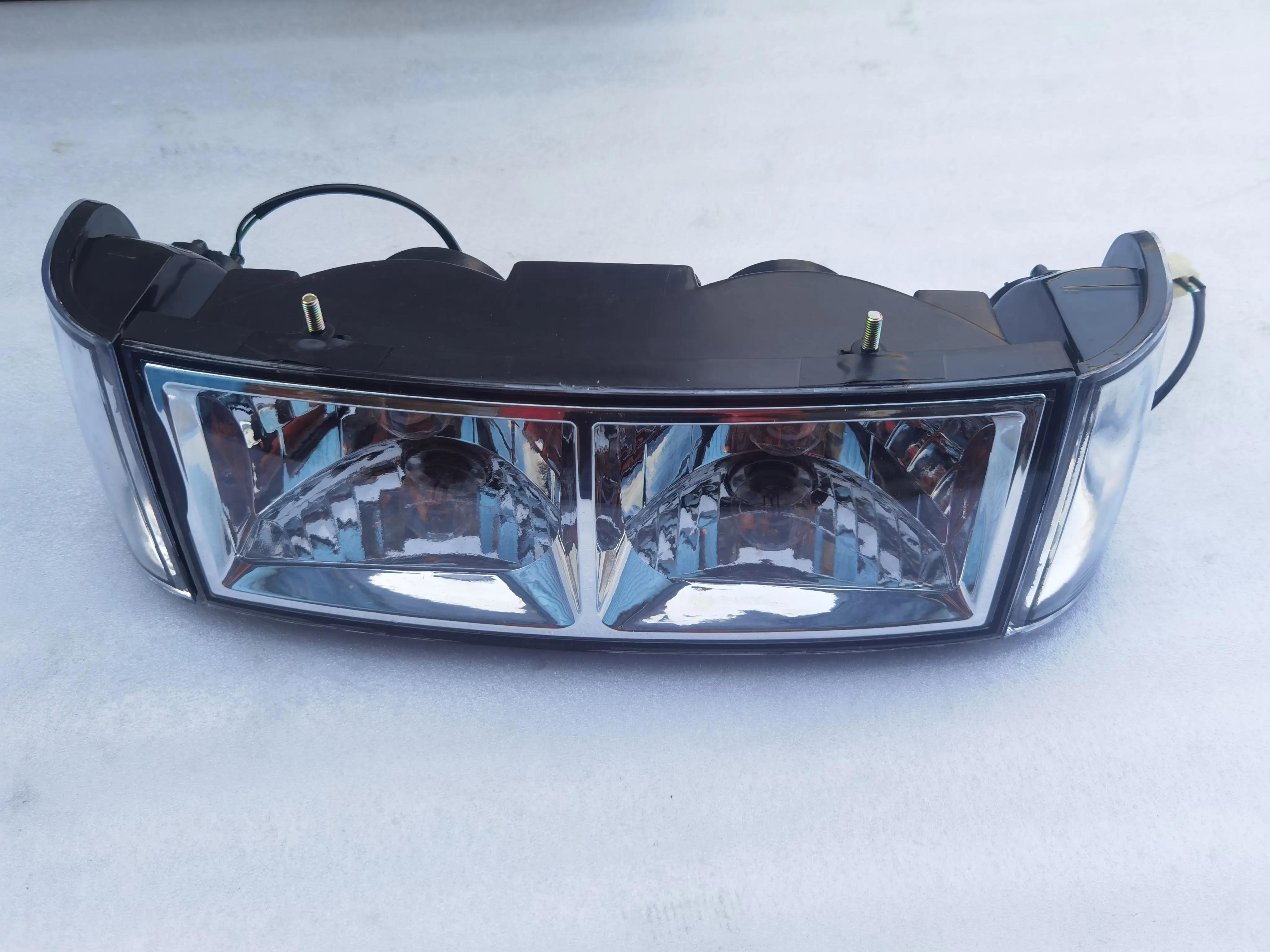 FT300.48.030 , Front lamp for Foton Lovol tractor FT454 / LUZHONG LZ454