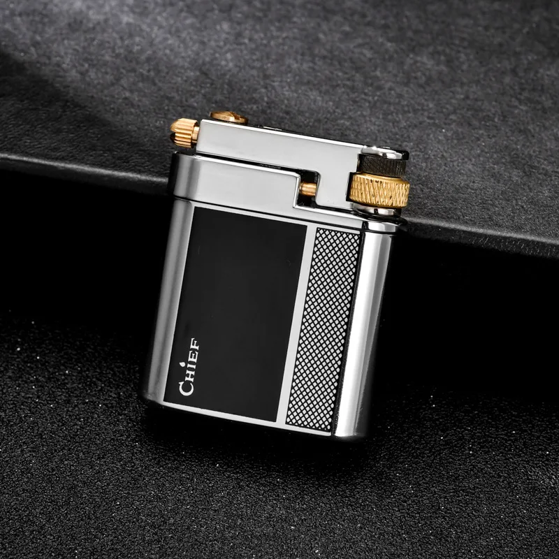 Chief Brass Liquid Lighter Creative Slide Ignition Metal Gasolin e Lighter Refuelable Vintage Classic Lighter