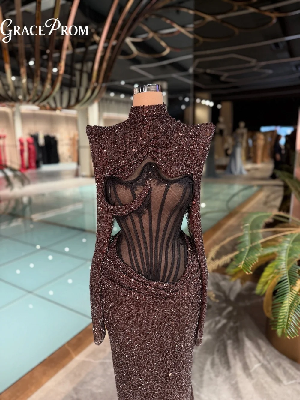 

Luxury Brown Beaded Party Dress Sheer Corset Cutout High Neck and Floor Length Train Evening Gown for Wedding Guests فساتين سهرة