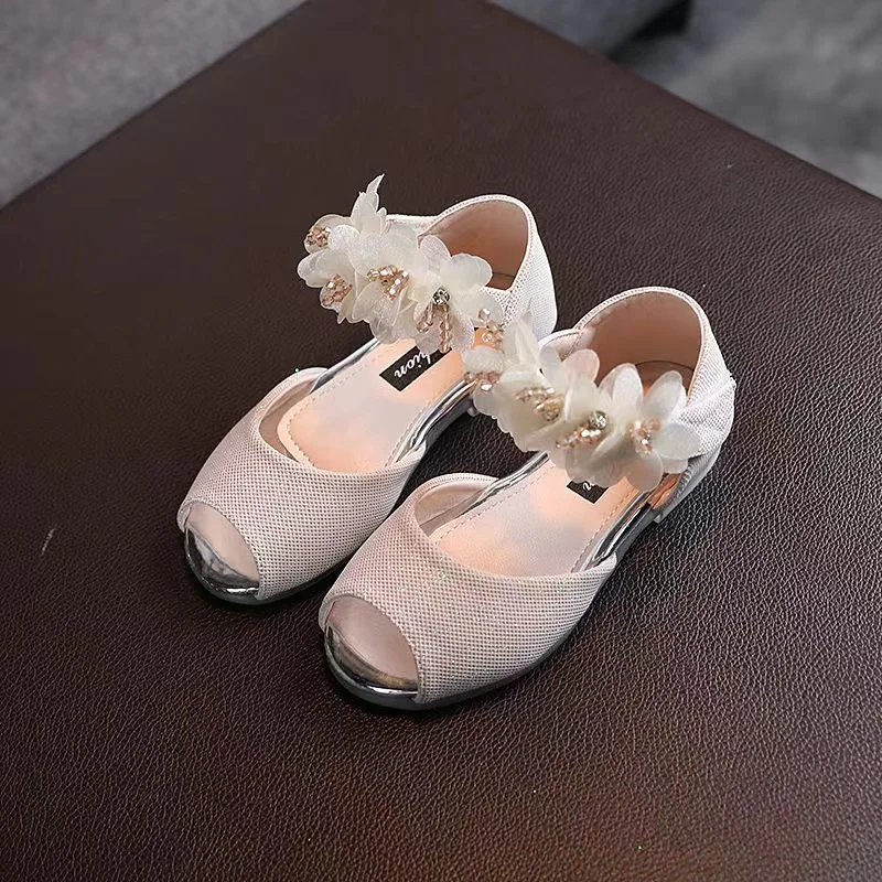 Zapatos de tacón bajo con flores y diamantes de imitación para niña, calzado de princesa para vestido de fiesta de boda, novedad de 2024