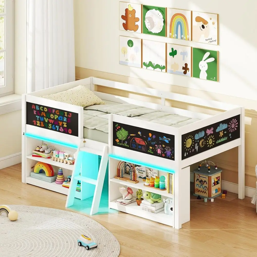 

Низкая кровать-чердак с LED-подсветкой, деревянная односпальная кровать-чердак с лестницей и доской для записей, односпальная кровать для детей или подростков с местом для хранения, 2 книжными шкафчиками и...