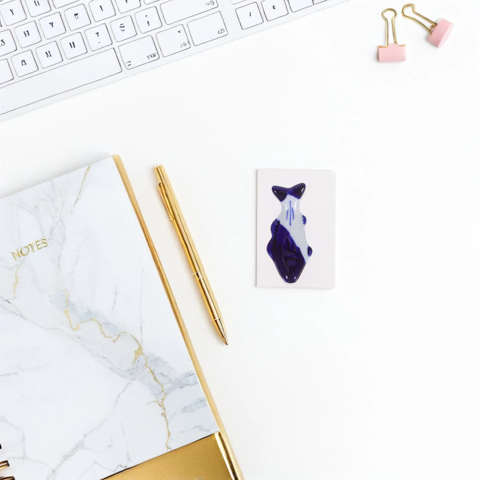 

4Pcs Fish Ceramic Pen and Brush Holder Calligraphy Desk Stand Cute Paint Brush Rest Porcelain Stationery Container