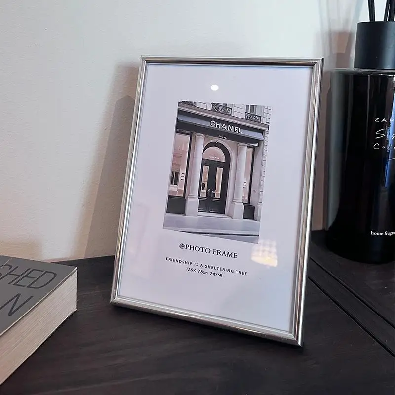

Small-sized furniture, living room, bedroom desktop bedroom wedding photo table with print photo Suitable for indoor use