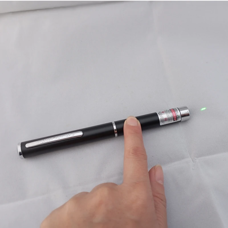3 قطعة/الوحدة الأخضر الأحمر الأرجواني مؤشر ليزر LED التدريب الشعلة الحيوانات الأليفة القط دغدغة لعبة مصباح يدوي ليزر قلم مؤشر الليزر عالية الطاقة