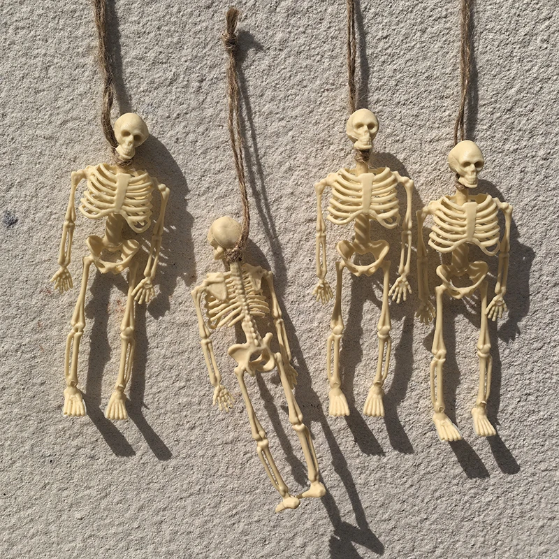 3/6 stücke Halloween Hängen Skelett mit seil Halloween Party Kunststoff Schädel Dekoration für Haus Garten Spukhaus Requisiten Kind spielzeug
