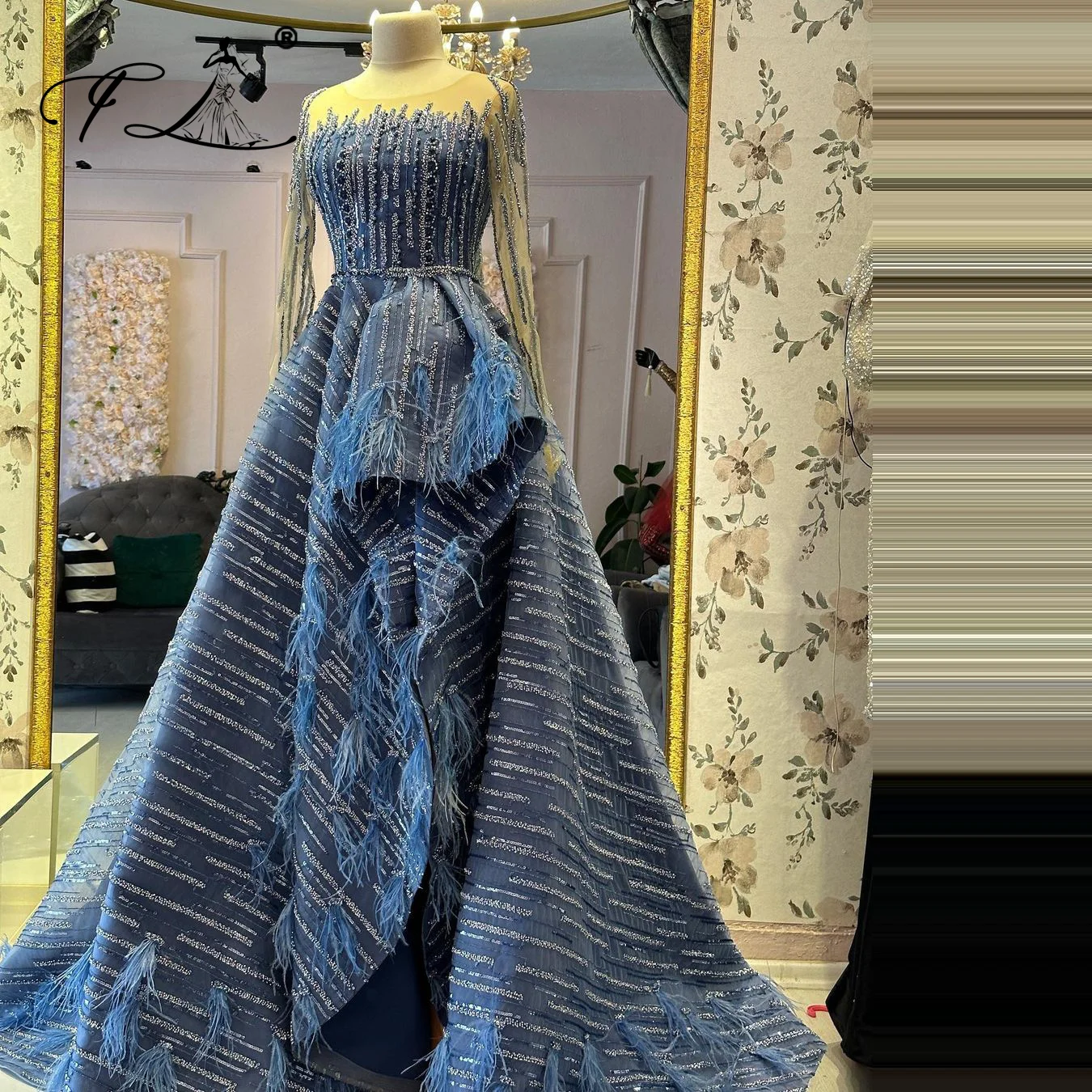 

Feather Dubai Blue Evening Dress Elegant 2025 Long Sleeves Mermaid Prom Formal Dresses for Wedding Customized