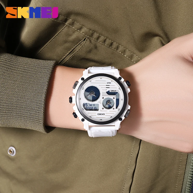 SKMEI-reloj deportivo Digital para hombre, cronómetro con 4 pantallas LED, resistente al agua hasta 50M, con alarma y calendario