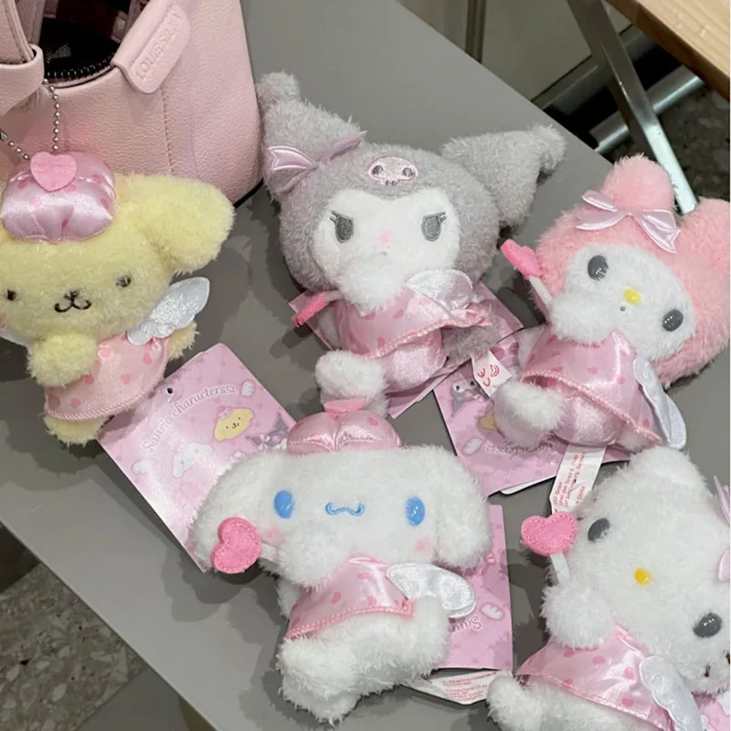 

Кукла Sanrio Hello Kittys Kuromi Cinnamoroll, милая мультяшная аниме плюшевая девочка, сердце, крылья ангела, плюшевая подвеска, детские игрушки, подарки для девочек