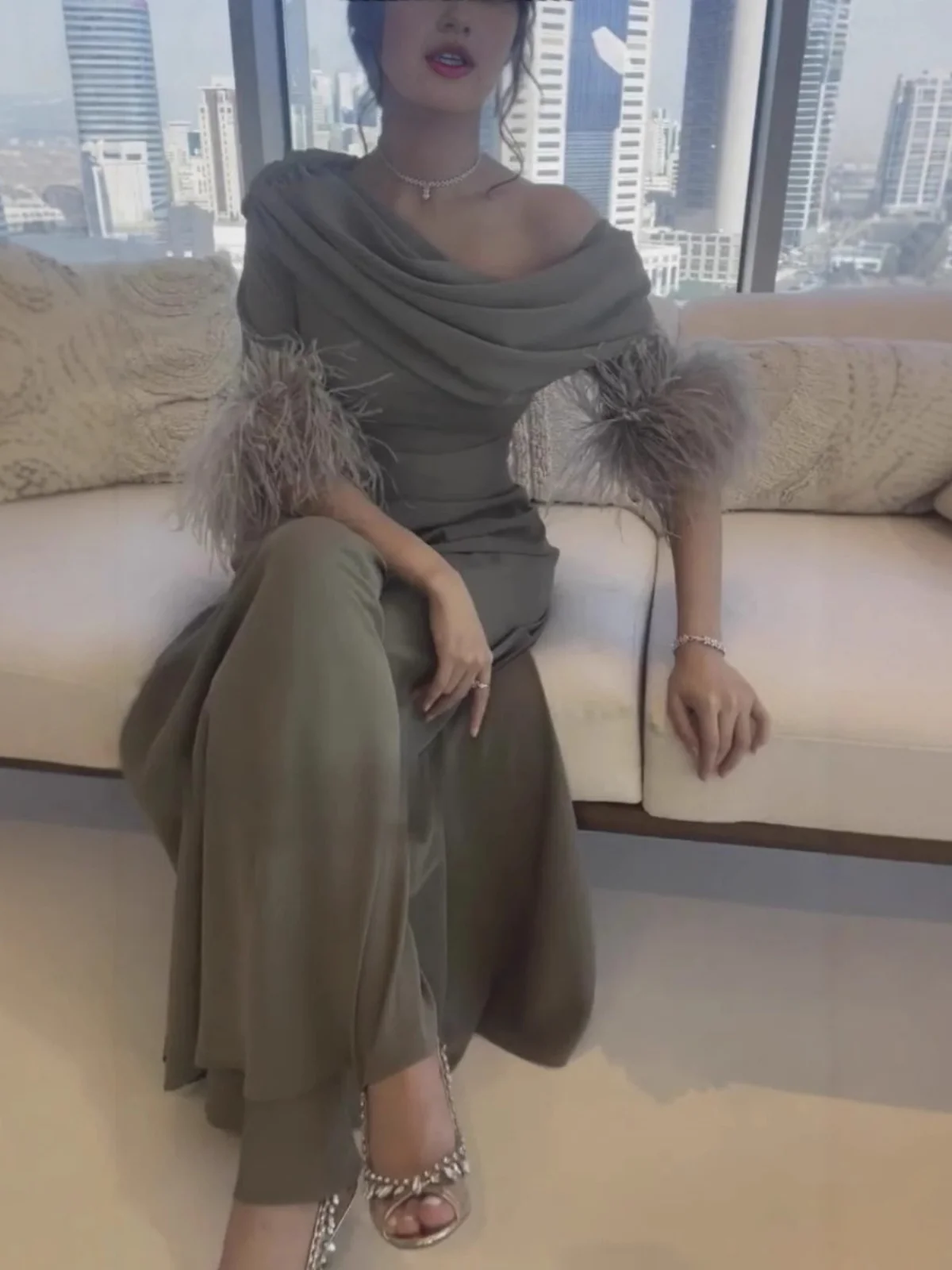 Faionable Lose Einteilige Sexy Feder Patchwork Diagonal oulder Dr Hohe Taille Lange Hosen frauen Spezielle Kleidung