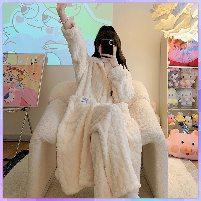 

Coral Velvet Night Dress Bathrobes For Women Shower Cartoon Cute Warm Hooded Sleepwear Robe Flannel Kimono Bath Robe Plus Size