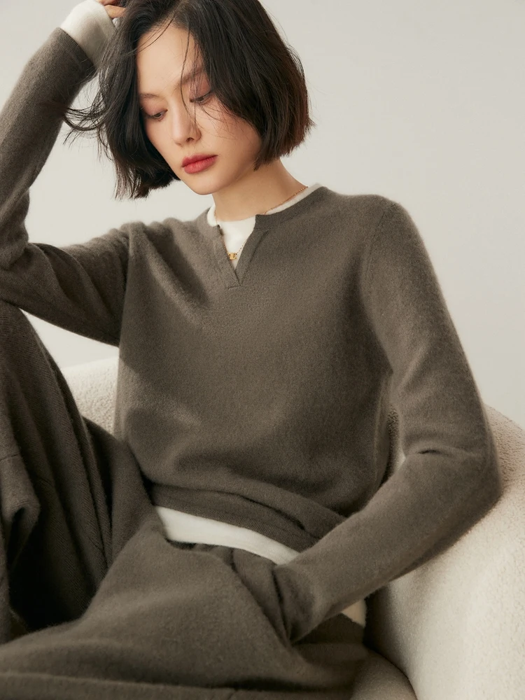 

MEETCC Women's 100% Cashmere Pullover Fake 2 PCS V-Neck Sweater Autumn Winter Soft Casual Knitwear Cashmere Casual Designed Tops
