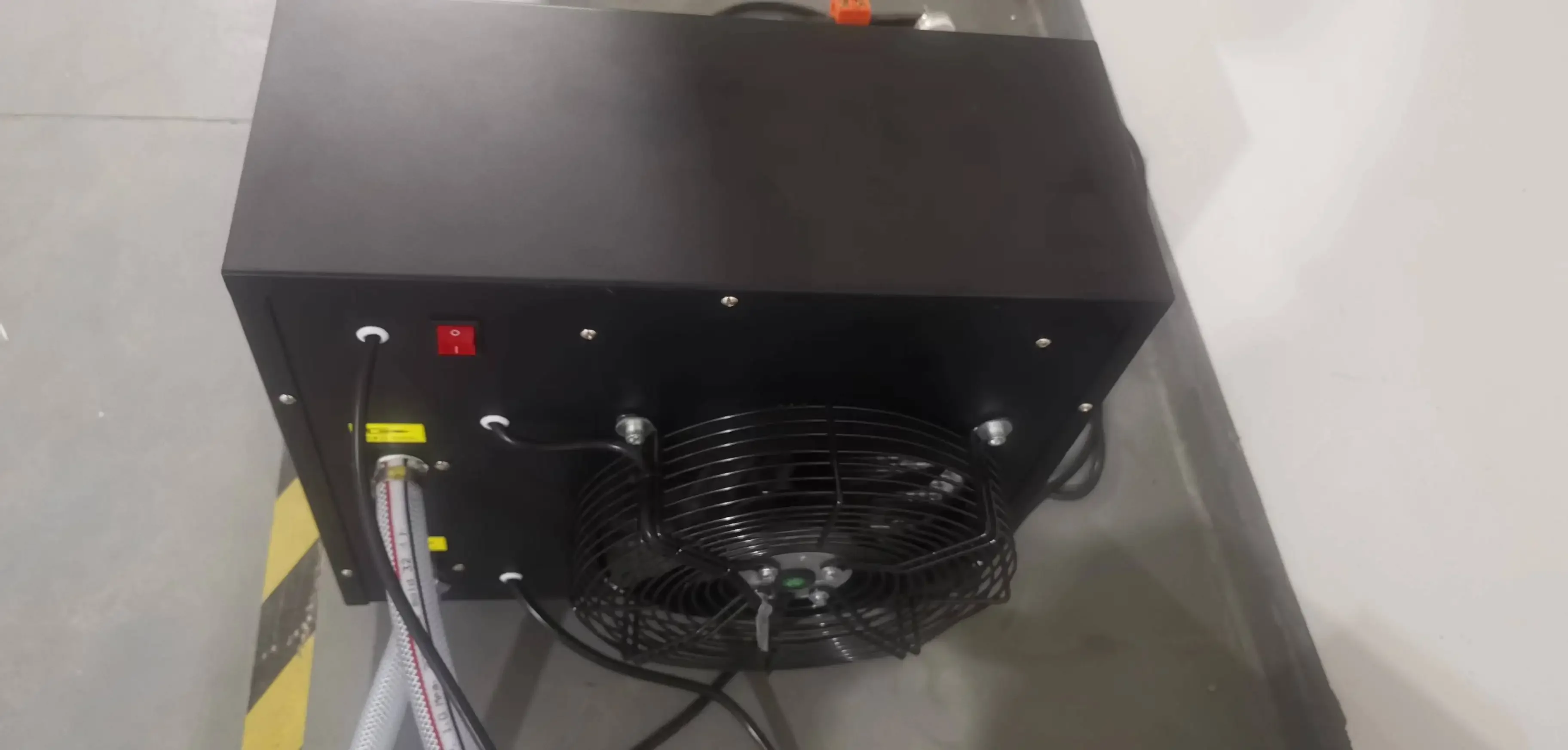Vasca da bagno Macchina integrata calda e fredda Macchina per il bagno di ghiaccio Raffreddamento rapido Temperatura costante intelligente in modo sicuro per la casa all'aperto