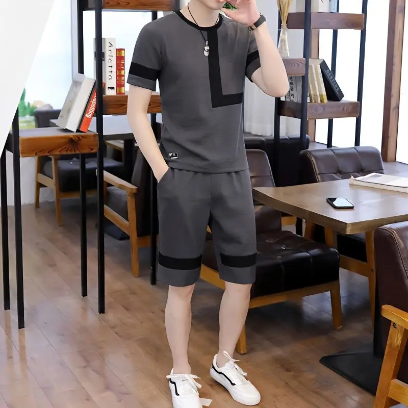 Men's Casual Sportswear Set Summer Korean Style Loose Fit 2 Piece Set Short Sleeve T-Shirt 3/4 Length Shorts Breathable Blend