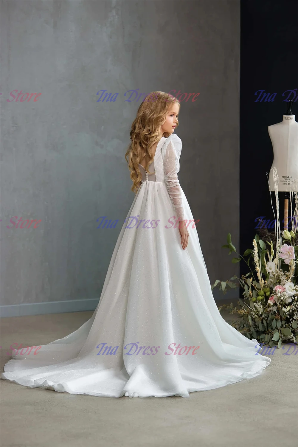 신성함 화이트 플라워 걸 드레스, 웨딩 얇은 명주 그물 긴팔, 반짝이는 어린이 생일 선물, 파티 첫 성찬식 무도회 가운