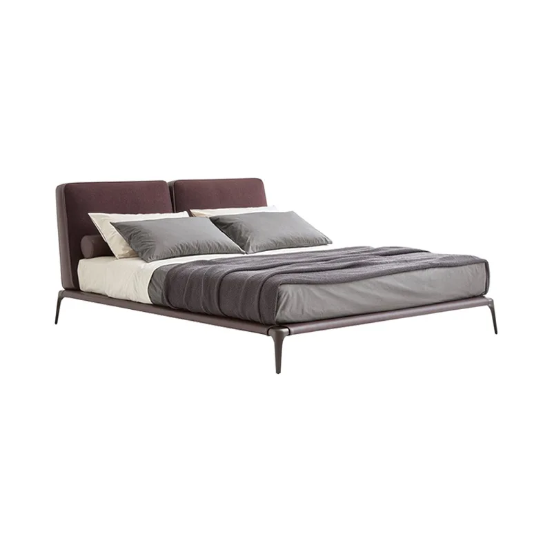 

Simple master bedroom double bed