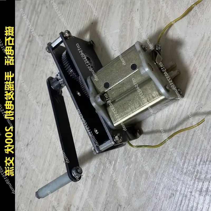 220V 80W Old-fashioned Magnetic Telephone Hand-cranked Generator AC Permanent Magnet Generator Speed-increasing Gearbox