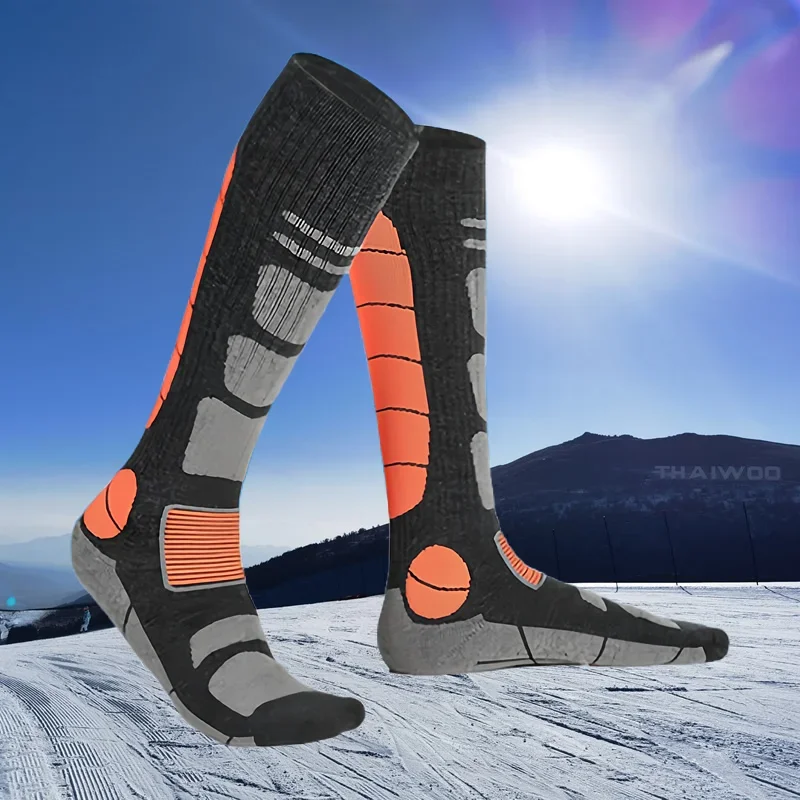 زوج واحد من جوارب التزلج الصوفية ميرينو للرجال دافئة عالية المرونة للرياضات الشتوية على الجليد لركوب الدراجات جوارب تزلج طويلة حرارية سميكة