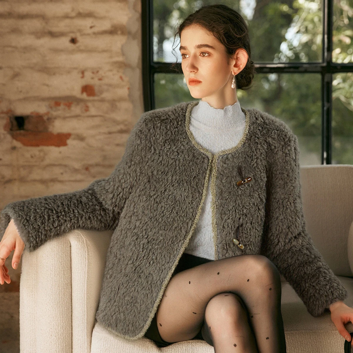 OLrain 빈티지 인조 모피 코트 여성용 2025 겨울 신상 패션 슬라우치 시어링 코트 싱글 브레스티드 여성 상의 GO57DP002553