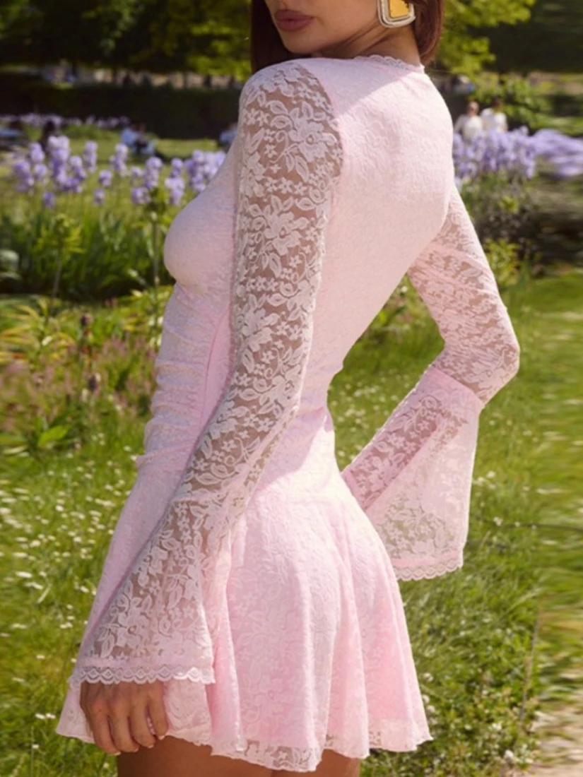 SsTss 2025 nuevo vestido Sexy de encaje Floral de otoño para mujer elegante cuello en V ahuecado manga acampanada ajustado una línea vestido negro corto de fiesta