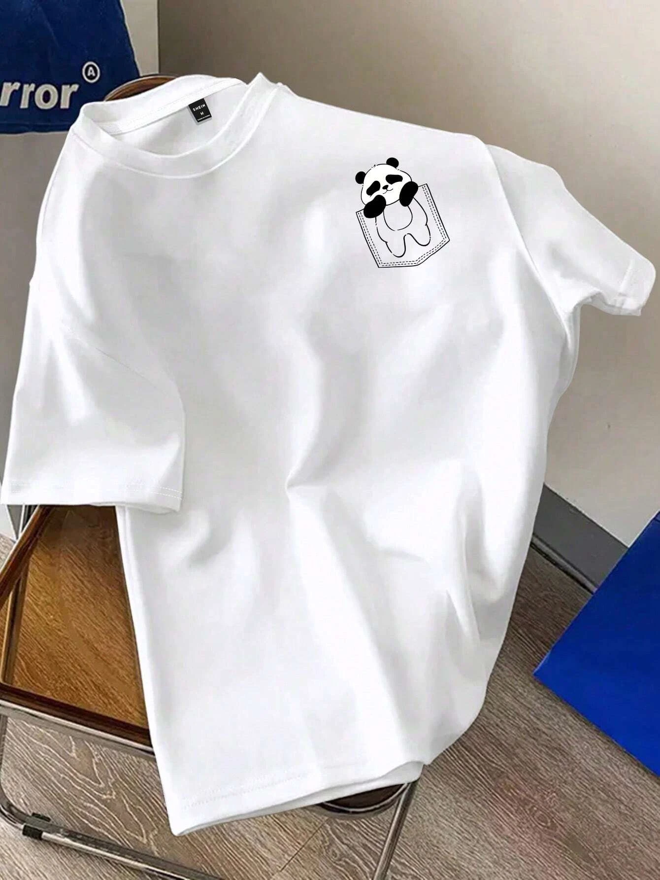 

ManfinityJoysei Casual Panda Print Round Neck T-shirt with Soft Fabric Suitable for Daily Wear