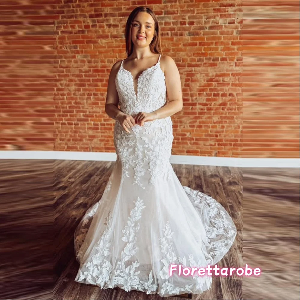 

Customized Mermaid Wedding Dresses Plus Size Sexy Backless Appliques Court Train Spaghetti Straps Princess Bride Gowns