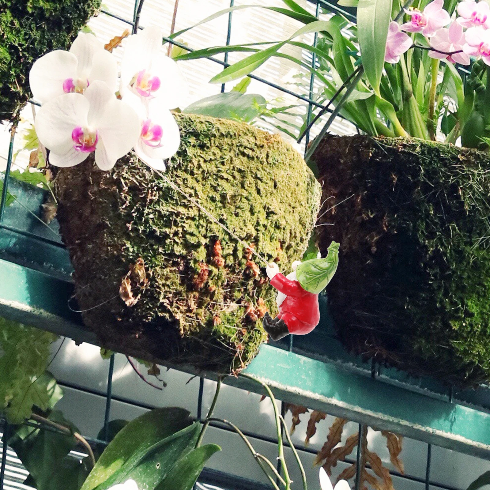 

Climbing Elf Hanging Ornament Handmade Resin Garden Decoration Unique Pendant Outdoor Yard Scene Adornment